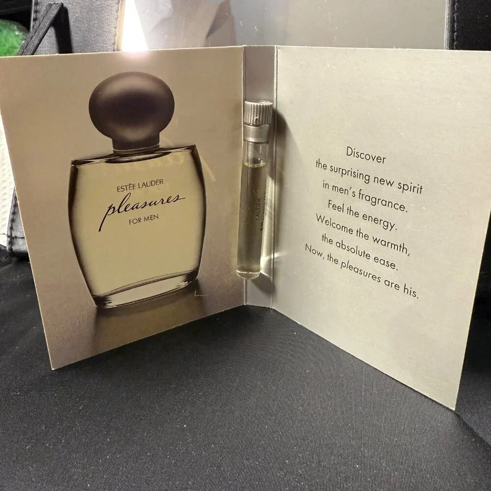 Estee Lauder Travel Vanity Bag and Mirror Pleasures For Men Cologne Sample